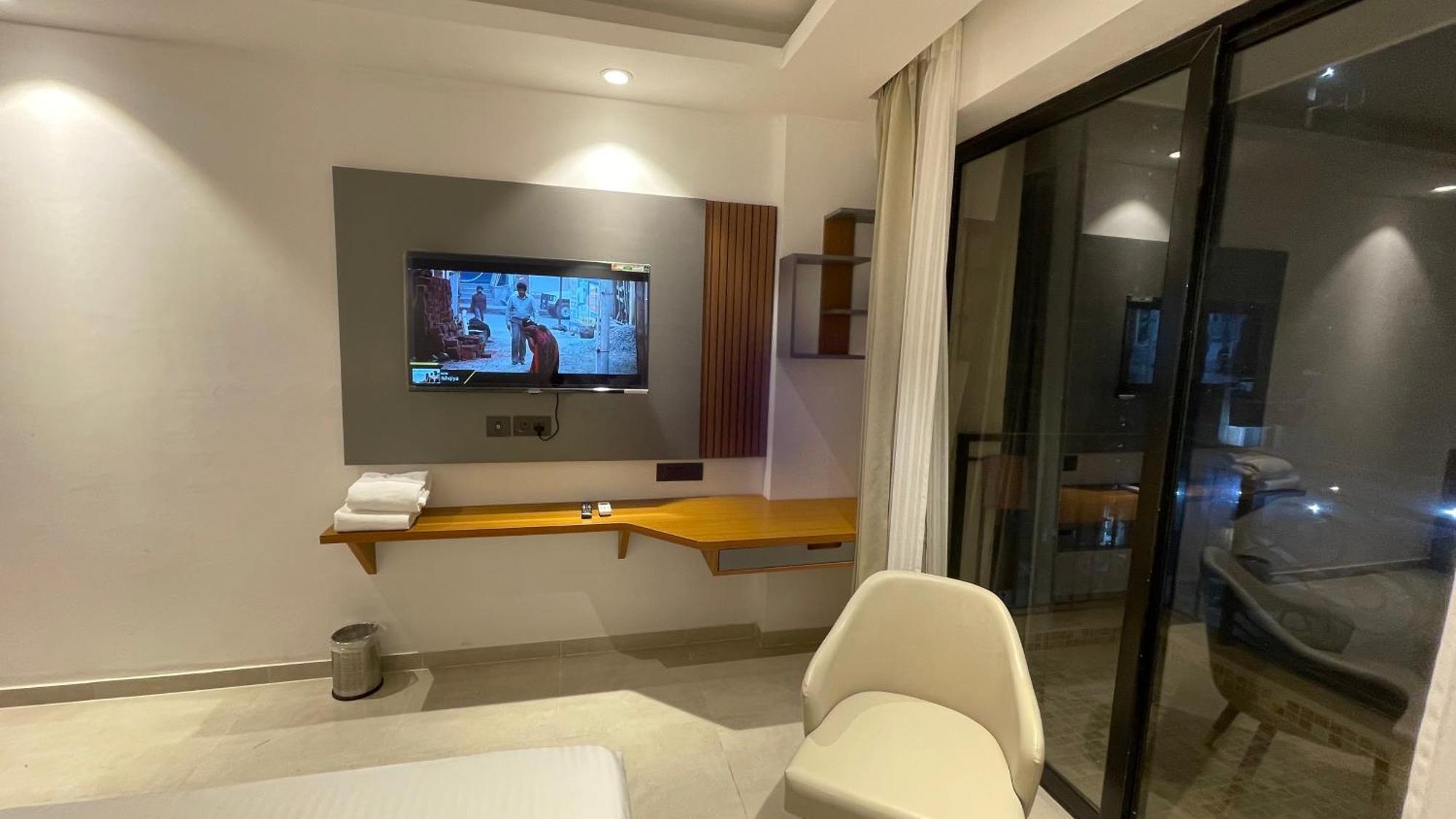 Hotel Maple Tree - Near Ekana Cricket Stadium - Lucknow Zewnętrze zdjęcie