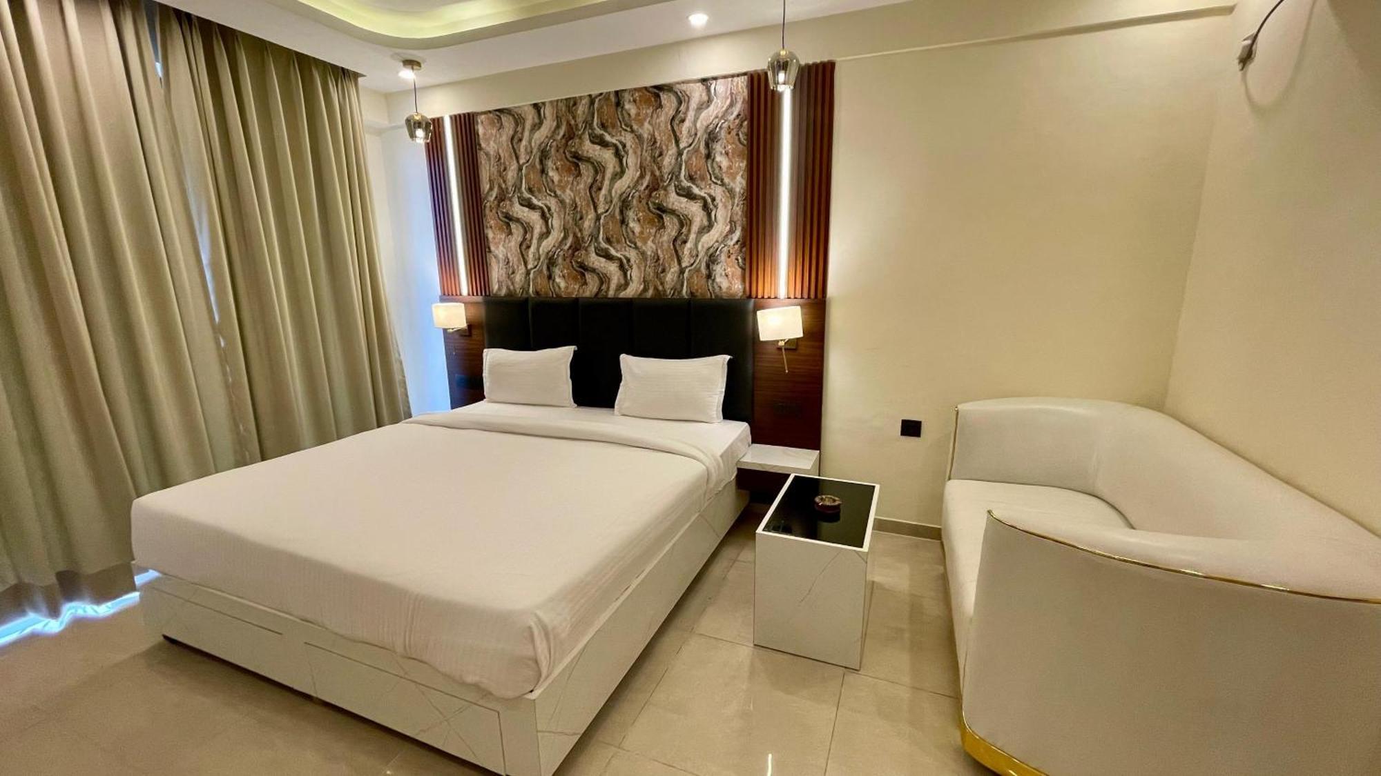 Hotel Maple Tree - Near Ekana Cricket Stadium - Lucknow Zewnętrze zdjęcie